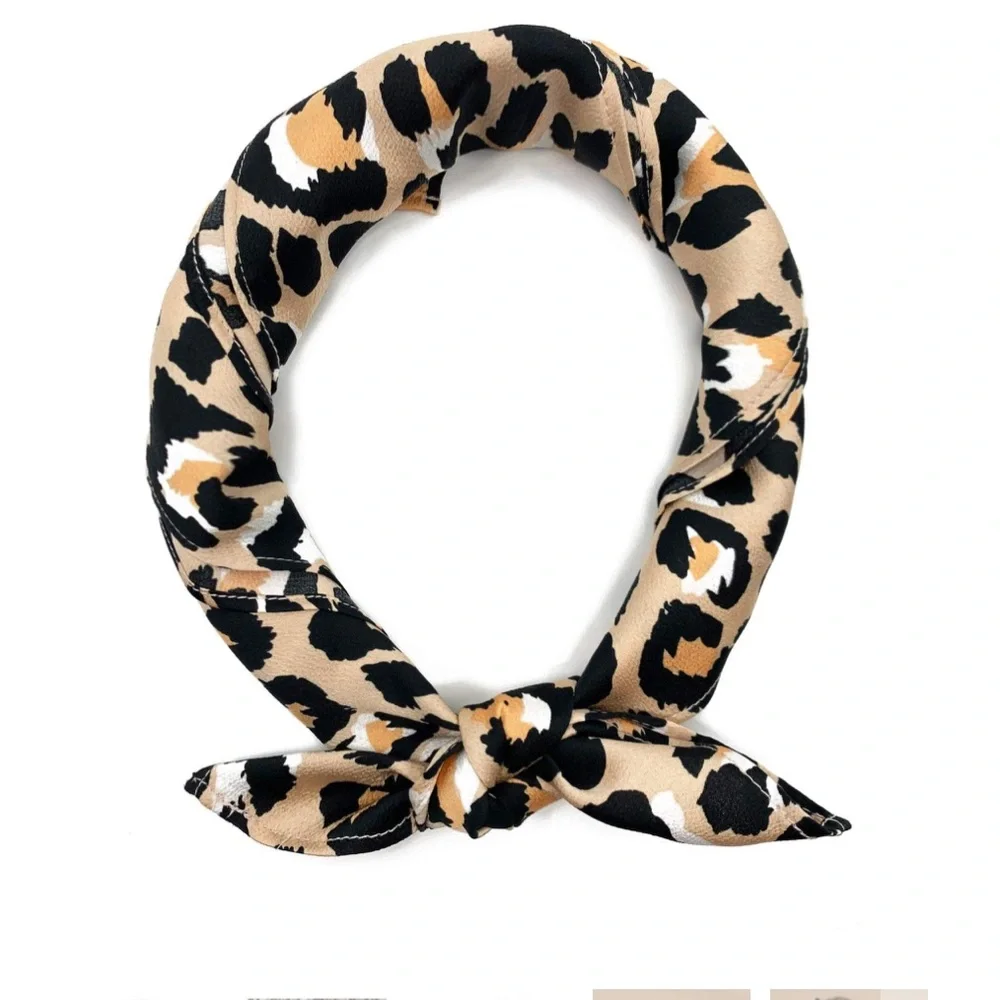 LELE SADOUGHI NWT AUTHENTIC LEOPARD POLY SILK BANDANA SCARF MASK